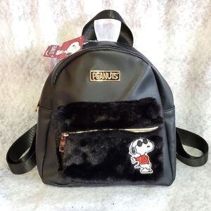 Bioworld Peanuts Backpack